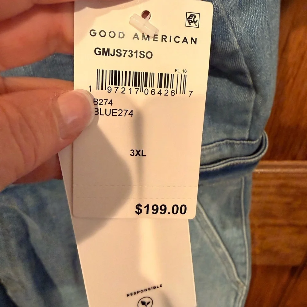 Good American Light Blue Denim Short Sleeve Utility Jumpsuit - Picture 5 of 6